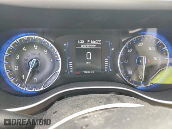 ✅ 2021 Chrysler Voyager LX • VIN: 2C4RC1CG5MR580015 • Лот: 83925725. Опубликован ранее на Copart с пробегом 92 817 миль. Бесплатный доступ к архиву аукционных продаж из США и подробный отчёт об истории автомобиля на DreamBid. Изображение 9.