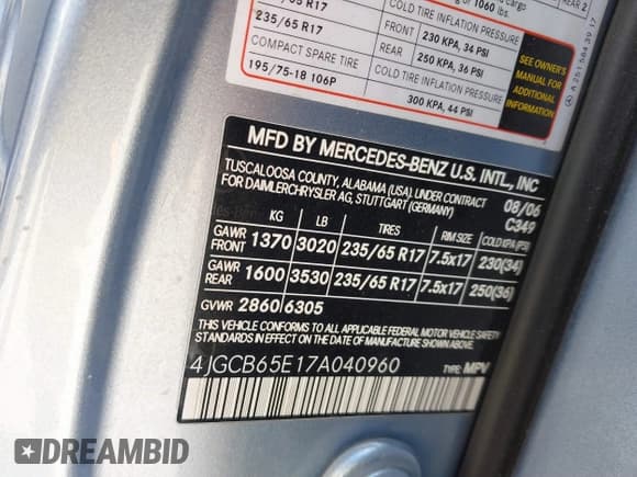 ✅ 2007 Mercedes-Benz R 3.5L • VIN: 4JGCB65E17A040960 • Lot: 41891102. Wystawiony na IAAI z przebiegiem 122 146 mil. Bezpłatny archiwum sprzedaży aukcyjnych z USA i szczegółowy raport historii pojazdu na DreamBid. Zdjęcie 9.