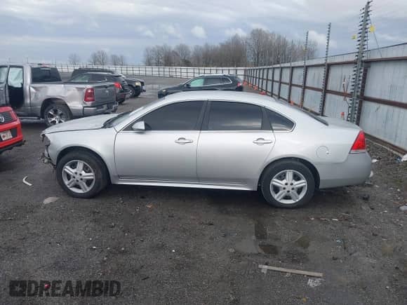 2015 Chevrolet Impala Police Police с VIN 2G1WD5E39F1108041, выставлен на аукционе IAAI как лот 41717005 с пробегом 162 544 миль миль и . История ставок и продаж доступна на DreamBid. Изображение 14.