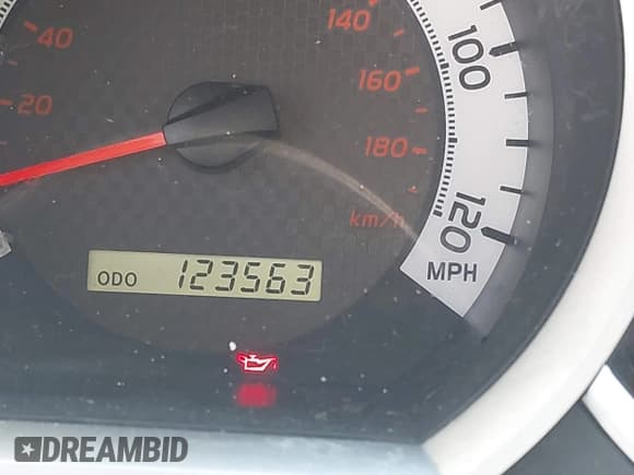 ✅ 2015 Toyota Tacoma PreRunner • VIN: 5TFKU4HN3FX007156 • Lot: 42460345. Listed on IAAI with 123,563 mi. Free auction sales archive from the USA and detailed vehicle history report at DreamBid. Image 15.