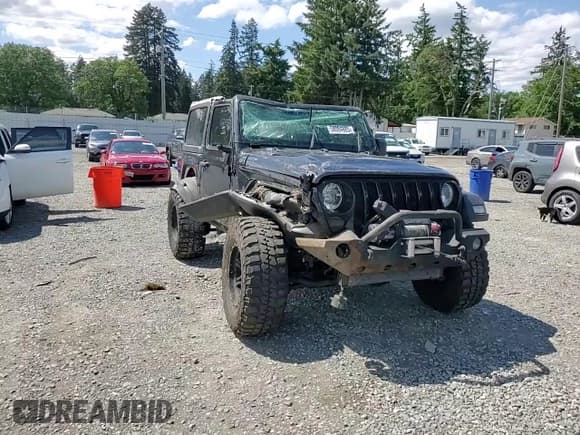 ✅ 2018 Jeep Wrangler Sport • VIN: 1C4GJXAN7JW199836 • Lot: 58064885. Listed on Copart with Not provided. Free auction sales archive from the USA and detailed vehicle history report at DreamBid. Image 13.