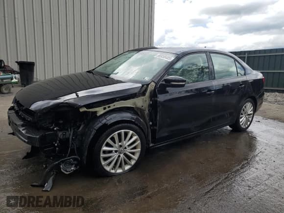 ✅ 2014 Volkswagen Jetta SEL • VIN: 3VWL17AJ9EM426636 • Lot: 56938485. Listed on Copart with 90,359 mi. Free auction sales archive from the USA and detailed vehicle history report at DreamBid. Image 1.