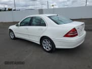 ✅ 2006 Mercedes-Benz C 280 Luxury • VIN: WDBRF54J96A913217 • Лот: 60497924. Опубликован ранее на Copart с пробегом 219 657 миль. Бесплатный доступ к архиву аукционных продаж из США и подробный отчёт об истории автомобиля на DreamBid. Изображение 2.