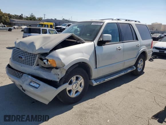 ✅ 2006 Ford Expedition Limited • VIN: 1FMFU19586LA76006 • Лот: 64698445. Опубликован ранее на Copart с пробегом 92 595 миль. Бесплатный доступ к архиву аукционных продаж из США и подробный отчёт об истории автомобиля на DreamBid. Изображение 1.