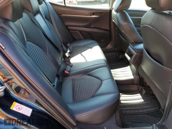 ✅ 2019 Toyota Camry SE • VIN: 4T1B11HK3KU246307 • Лот: 81464785. Опубликован ранее на Copart с пробегом 181 997 миль. Бесплатный доступ к архиву аукционных продаж из США и подробный отчёт об истории автомобиля на DreamBid. Изображение 10.