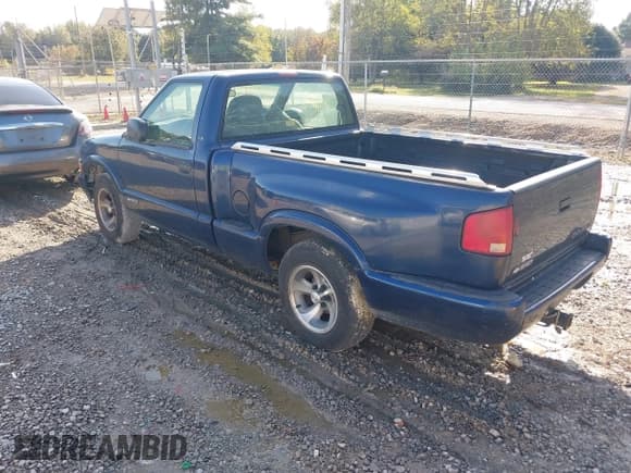 ✅ 2000 Chevrolet S-10 • VIN: 1GCCS1441Y8163215 • Лот: 43424958. Опубликован ранее на IAAI с пробегом 105 534 миль. Бесплатный доступ к архиву аукционных продаж из США и подробный отчёт об истории автомобиля на DreamBid. Изображение 3.