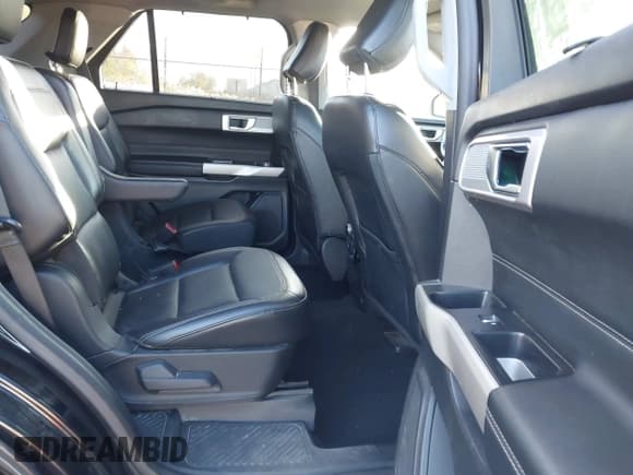 ✅ 2021 Ford Explorer Limited • VIN: 1FMSK8FH8MGB04047 • Lot: 43656480. Listed on IAAI with 132,483 mi. Free auction sales archive from the USA and detailed vehicle history report at DreamBid. Image 8.