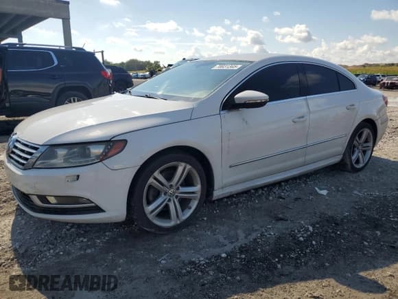 ✅ 2014 Volkswagen CC Sport • VIN: WVWBN7AN8EE510815 • Лот: 70031345. Опубликован ранее на Copart с пробегом 162 587 миль. Бесплатный доступ к архиву аукционных продаж из США и подробный отчёт об истории автомобиля на DreamBid. Изображение 1.