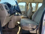 ✅ 2011 Ford Econoline Passenger XLT • VIN: 1FBNE3BL8BDA61399 • Lot: 91578855. Wystawiony na Copart z przebiegiem 315 768 mil. Bezpłatny archiwum sprzedaży aukcyjnych z USA i szczegółowy raport historii pojazdu na DreamBid. Zdjęcie 7.