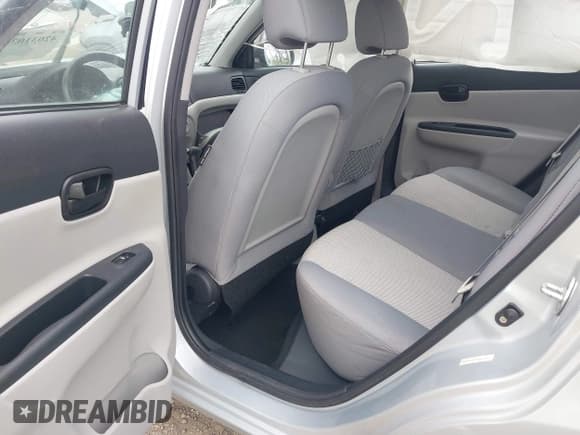 ✅ 2010 Hyundai Accent GLS • VIN: KMHCN4AC5AU477897 • Лот: 42031036. Опубликован ранее на IAAI с пробегом 121 498 миль. Бесплатный доступ к архиву аукционных продаж из США и подробный отчёт об истории автомобиля на DreamBid. Изображение 8.