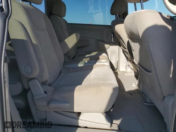 ✅ 2015 Nissan Quest S • VIN: JN8AE2KP9F9132680 • Lot: 81960385. Listed on Copart with 106,318 mi. Free auction sales archive from the USA and detailed vehicle history report at DreamBid. Image 11.