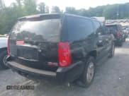 ✅ 2007 GMC Yukon XL SLT • VIN: 1GKFC16087R337279 • Lot: 42317640. Listed on IAAI with 198,860 mi. Free auction sales archive from the USA and detailed vehicle history report at DreamBid. Image 4.