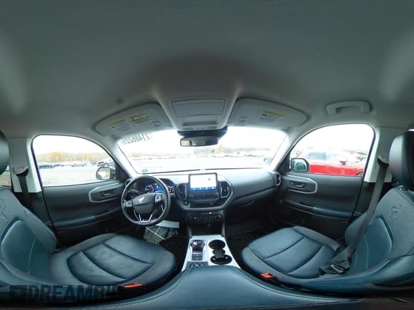 ✅ 2021 Ford Bronco Sport Outer Banks • VIN: 3FMCR9C65MRA79755 • Lot: 43582270. Wystawiony na IAAI z przebiegiem 68 252 mil. Bezpłatny archiwum sprzedaży aukcyjnych z USA i szczegółowy raport historii pojazdu na DreamBid. Zdjęcie 19.