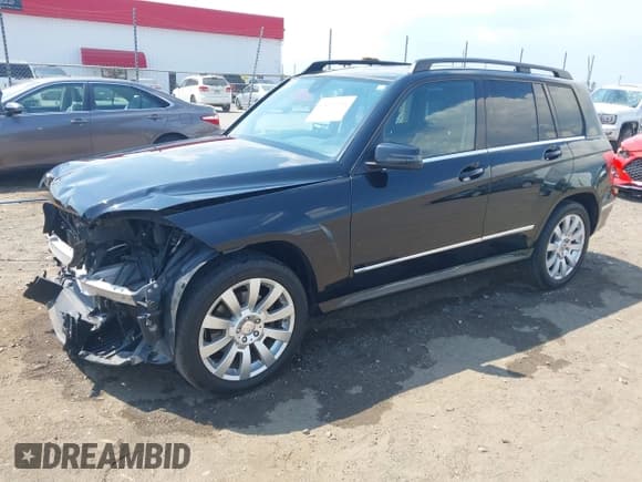 ✅ 2012 Mercedes-Benz GLK 350 • VIN: WDCGG8HB5CF937467 • Lot: 43009204. Listed on IAAI with 161,091 mi. Free auction sales archive from the USA and detailed vehicle history report at DreamBid. Image 20.