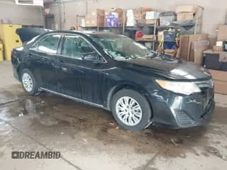✅ 2013 Toyota Camry LE • VIN: 4T4BF1FK8DR331625 • Lot: 43809443. Listed on IAAI with 152,662 mi. Free auction sales archive from the USA and detailed vehicle history report at DreamBid. Image 1.