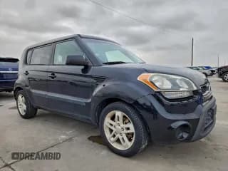 ✅ 2011 Kia Soul + • VIN: KNDJT2A22B7311723 • Лот: 94726395. Опубликован ранее на Copart с пробегом 186 835 миль. Бесплатный доступ к архиву аукционных продаж из США и подробный отчёт об истории автомобиля на DreamBid. Изображение 4.
