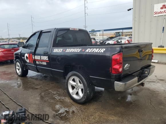 ✅ 2008 Dodge 1500 SLT • VIN: 1D7HA18228S597282 • Лот: 77688234. Опубликован ранее на Copart с пробегом 195 366 миль. Бесплатный доступ к архиву аукционных продаж из США и подробный отчёт об истории автомобиля на DreamBid. Изображение 2.