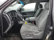 ✅ 2016 Toyota Sequoia SR5 • VIN: 5TDBY5G15GS137455 • Lot: 43617515. Wystawiony na Copart z przebiegiem 133 576 mil. Bezpłatny archiwum sprzedaży aukcyjnych z USA i szczegółowy raport historii pojazdu na DreamBid. Zdjęcie 7.