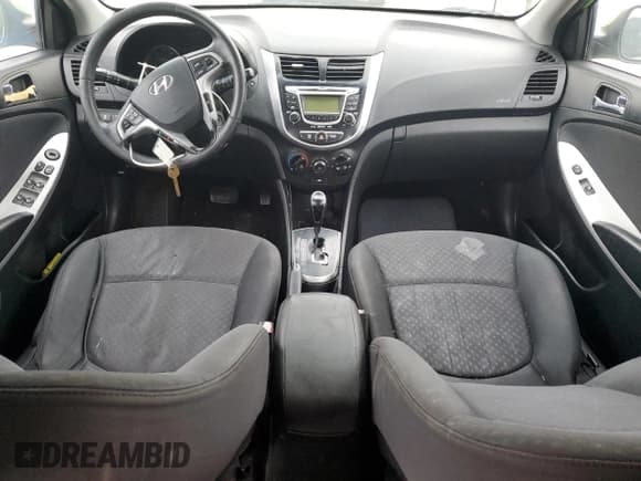 ✅ 2013 Hyundai Accent SE • VIN: KMHCU5AE2DU086432 • Лот: 73116684. Опубликован ранее на Copart с пробегом 134 594 миль. Бесплатный доступ к архиву аукционных продаж из США и подробный отчёт об истории автомобиля на DreamBid. Изображение 8.