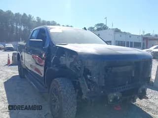 ✅ 2020 Chevrolet Silverado 1500 Custom Trail Boss • VIN: 1GCRYCEFXLZ132648 • Лот: 41683794. Опубликован ранее на IAAI с пробегом 111 782 миль. Бесплатный доступ к архиву аукционных продаж из США и подробный отчёт об истории автомобиля на DreamBid. Изображение 1.