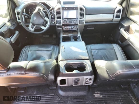 ✅ 2017 Ford F-350 Platinum • VIN: 1FT8W3BT5HEC77719 • Лот: 91101855. Опубликован ранее на Copart с пробегом 245 317 миль. Бесплатный доступ к архиву аукционных продаж из США и подробный отчёт об истории автомобиля на DreamBid. Изображение 8.