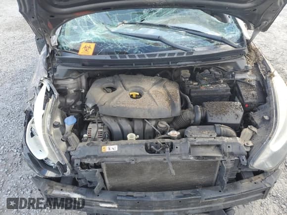 ✅ 2015 Hyundai Elantra SE • VIN: 5NPDH4AE9FH622068 • Lot: 82255405. Listed on Copart with Not provided. Free auction sales archive from the USA and detailed vehicle history report at DreamBid. Image 11.