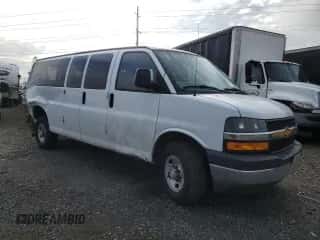 2018 Chevrolet Express Passenger LT с VIN 1GAZGPFG3J1245055, выставлен на аукционе Copart как лот 87807965 с пробегом 106 634 миль миль и Списание • Salvage title. История ставок и продаж доступна на DreamBid. Изображение 4.