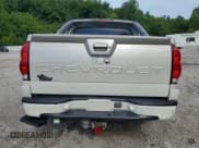 ✅ 2005 Chevrolet Avalanche LS • VIN: 3GNEC12Z55G263674 • Lot: 64993185. Wystawiony na Copart z przebiegiem 141 118 mil. Bezpłatny archiwum sprzedaży aukcyjnych z USA i szczegółowy raport historii pojazdu na DreamBid. Zdjęcie 6.