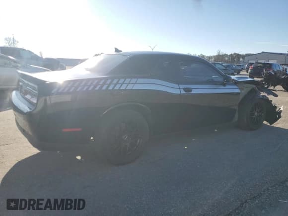 ✅ 2016 Dodge Challenger R/T Plus • VIN: 2C3CDZBT7GH120224 • Lot: 45298535. Listed on Copart with 80,706 mi. Free auction sales archive from the USA and detailed vehicle history report at DreamBid. Image 3.