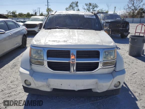 ✅ 2010 Dodge Nitro SE • VIN: 1D4PT2GK7AW112398 • Lot: 91642865. Wystawiony na Copart z przebiegiem 126 917 mil. Bezpłatny archiwum sprzedaży aukcyjnych z USA i szczegółowy raport historii pojazdu na DreamBid. Zdjęcie 5.