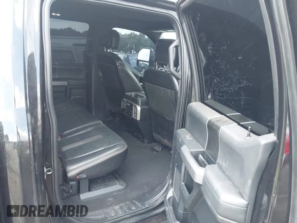 ✅ 2019 Ford F-250 XL • VIN: 1FT7W2BTXKEF26965 • Лот: 42739709. Опубликован ранее на IAAI с пробегом 211 320 миль. Бесплатный доступ к архиву аукционных продаж из США и подробный отчёт об истории автомобиля на DreamBid. Изображение 8.