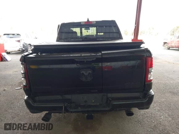 ✅ 2020 Ram 1500 Big Horn • VIN: 1C6SRFFTXLN290751 • Lot: 43804414. Listed on IAAI with 111,626 mi. Free auction sales archive from the USA and detailed vehicle history report at DreamBid. Image 15.