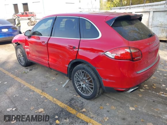 ✅ 2014 Porsche Cayenne Diesel • VIN: WP1AF2A2XELA39455 • Lot: 43446619. Wystawiony na IAAI z przebiegiem 110 000 mil. Bezpłatny archiwum sprzedaży aukcyjnych z USA i szczegółowy raport historii pojazdu na DreamBid. Zdjęcie 3.