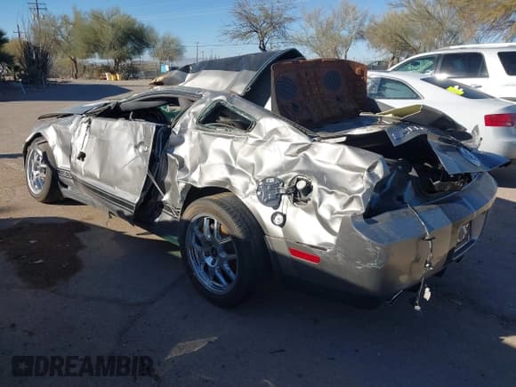 ✅ 2008 Ford Mustang Shelby GT500 • VIN: 1ZVHT88S985174210 • Lot: 40407953. Wystawiony na IAAI z przebiegiem 21 426 mil. Bezpłatny archiwum sprzedaży aukcyjnych z USA i szczegółowy raport historii pojazdu na DreamBid. Zdjęcie 3.