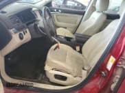 ✅ 2015 Lincoln MKS • VIN: 1LNHL9DKXFG605763 • Lot: 67432155. Wystawiony na Copart z przebiegiem 102 529 mil. Bezpłatny archiwum sprzedaży aukcyjnych z USA i szczegółowy raport historii pojazdu na DreamBid. Zdjęcie 7.