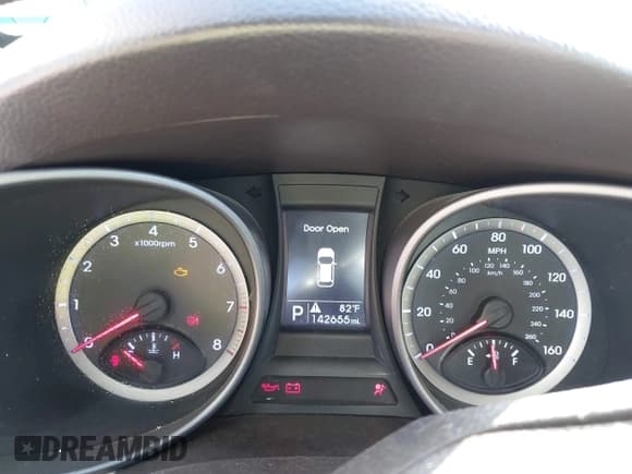 ✅ 2016 Hyundai Santa Fe • VIN: 5XYZT3LB4GG310458 • Лот: 43538523. Опубликован ранее на IAAI с пробегом 142 655 миль. Бесплатный доступ к архиву аукционных продаж из США и подробный отчёт об истории автомобиля на DreamBid. Изображение 7.