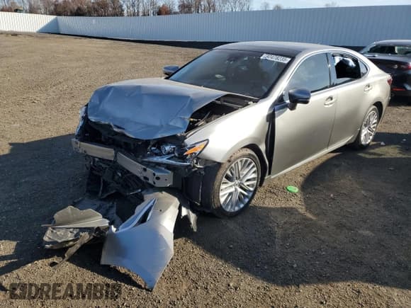 ✅ 2016 Lexus ES 330 • VIN: JTHBK1GG5G2234062 • Lot: 92478235. Listed on Copart with 134,565 mi. Free auction sales archive from the USA and detailed vehicle history report at DreamBid. Image 1.