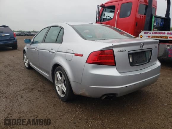 ✅ 2004 Acura TL • VIN: 19UUA65564A015383 • Лот: 57490925. Опубликован ранее на Copart с пробегом 208 571 миль. Бесплатный доступ к архиву аукционных продаж из США и подробный отчёт об истории автомобиля на DreamBid. Изображение 2.