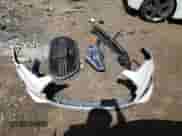 2013 Hyundai Veloster Turbo z VIN KMHTC6AE3DU111301, wystawiony jako Copart lot #67575034 z przebiegiem Nie podano mil oraz Szkoda całkowita • Salvage title. Historia ofert i sprzedaży dostępna na DreamBid. Obrazek 12.