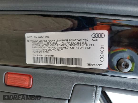 ✅ 2022 Audi A4 Premium Plus • VIN: WAUBBAF41NN010241 • Lot: 53921345. Wystawiony na Copart z przebiegiem 79 648 mil. Bezpłatny archiwum sprzedaży aukcyjnych z USA i szczegółowy raport historii pojazdu na DreamBid. Zdjęcie 12.