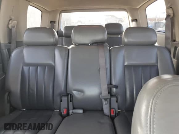 ✅ 2005 Dodge Durango Limited • VIN: 1D4HB58D15F574292 • Лот: 90293345. Опубликован ранее на Copart с пробегом 174 154 миль. Бесплатный доступ к архиву аукционных продаж из США и подробный отчёт об истории автомобиля на DreamBid. Изображение 10.