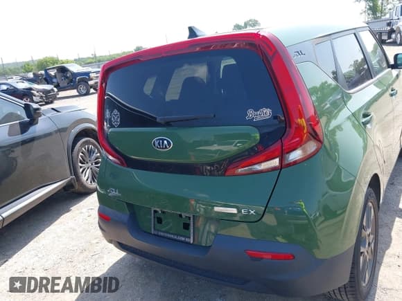 ✅ 2021 Kia Soul EX • VIN: KNDJ33AU8M7139532 • Lot: 42751658. Listed on IAAI with 79,096 mi. Free auction sales archive from the USA and detailed vehicle history report at DreamBid. Image 17.