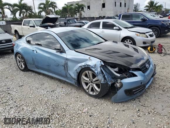 2010 Hyundai Genesis Coupe с VIN KMHHT6KD9AU013624, выставлен на аукционе Copart как лот 85437984 с пробегом 84 123 миль миль и На запчасти • Non repairable. История ставок и продаж доступна на DreamBid. Изображение 4.