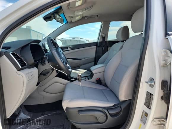 2019 Hyundai Tucson SE with VIN KM8J23A45KU887684, listed as a Copart auction lot 89449705 with 82,722 mi miles and Clean title. Bid and sale history available at DreamBid. Image 7.
