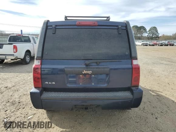 ✅ 2006 Jeep Commander • VIN: 1J8HG48K46C131458 • Lot: 49476505. Wystawiony na Copart z przebiegiem Nie podano. Bezpłatny archiwum sprzedaży aukcyjnych z USA i szczegółowy raport historii pojazdu na DreamBid. Zdjęcie 6.