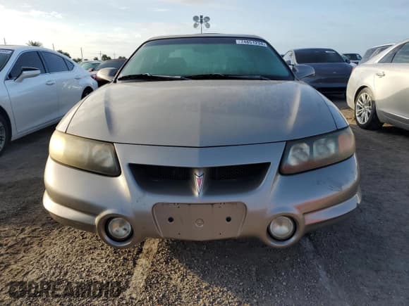 ✅ 2003 Pontiac Bonneville SLE • VIN: 1G2HY52K334137085 • Lot: 74851234. Wystawiony na Copart z przebiegiem Nie podano. Bezpłatny archiwum sprzedaży aukcyjnych z USA i szczegółowy raport historii pojazdu na DreamBid. Zdjęcie 5.