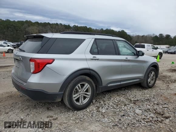 ✅ 2021 Ford Explorer XLT • VIN: 1FMSK7DHXMGB12132 • Lot: 88891395. Wystawiony na Copart z przebiegiem 45 025 mil. Bezpłatny archiwum sprzedaży aukcyjnych z USA i szczegółowy raport historii pojazdu na DreamBid. Zdjęcie 3.