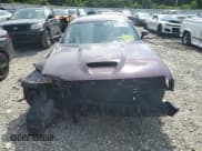 ✅ 2022 Dodge Challenger R/T • VIN: 2C3CDZBT0NH233929 • Lot: 65243684. Wystawiony na Copart z przebiegiem 40 079 mil. Bezpłatny archiwum sprzedaży aukcyjnych z USA i szczegółowy raport historii pojazdu na DreamBid. Zdjęcie 5.