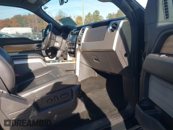 ✅ 2011 Ford F-150 XLT • VIN: 1FTFW1EF0BFB00305 • Lot: 43602026. Listed on IAAI with 140,674 mi. Free auction sales archive from the USA and detailed vehicle history report at DreamBid. Image 5.