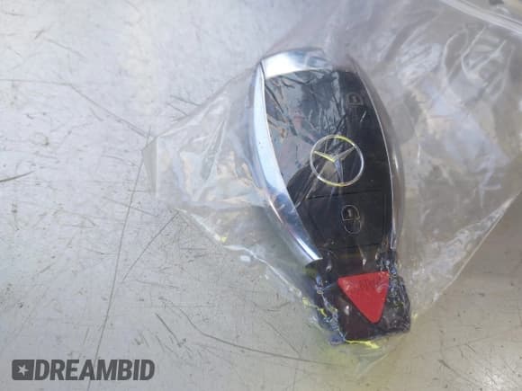 ✅ 1999 Mercedes-Benz E 320 • VIN: WDBJF65H8XA802416 • Лот: 43608738. Опубликован ранее на IAAI с пробегом 177 428 миль. Бесплатный доступ к архиву аукционных продаж из США и подробный отчёт об истории автомобиля на DreamBid. Изображение 11.